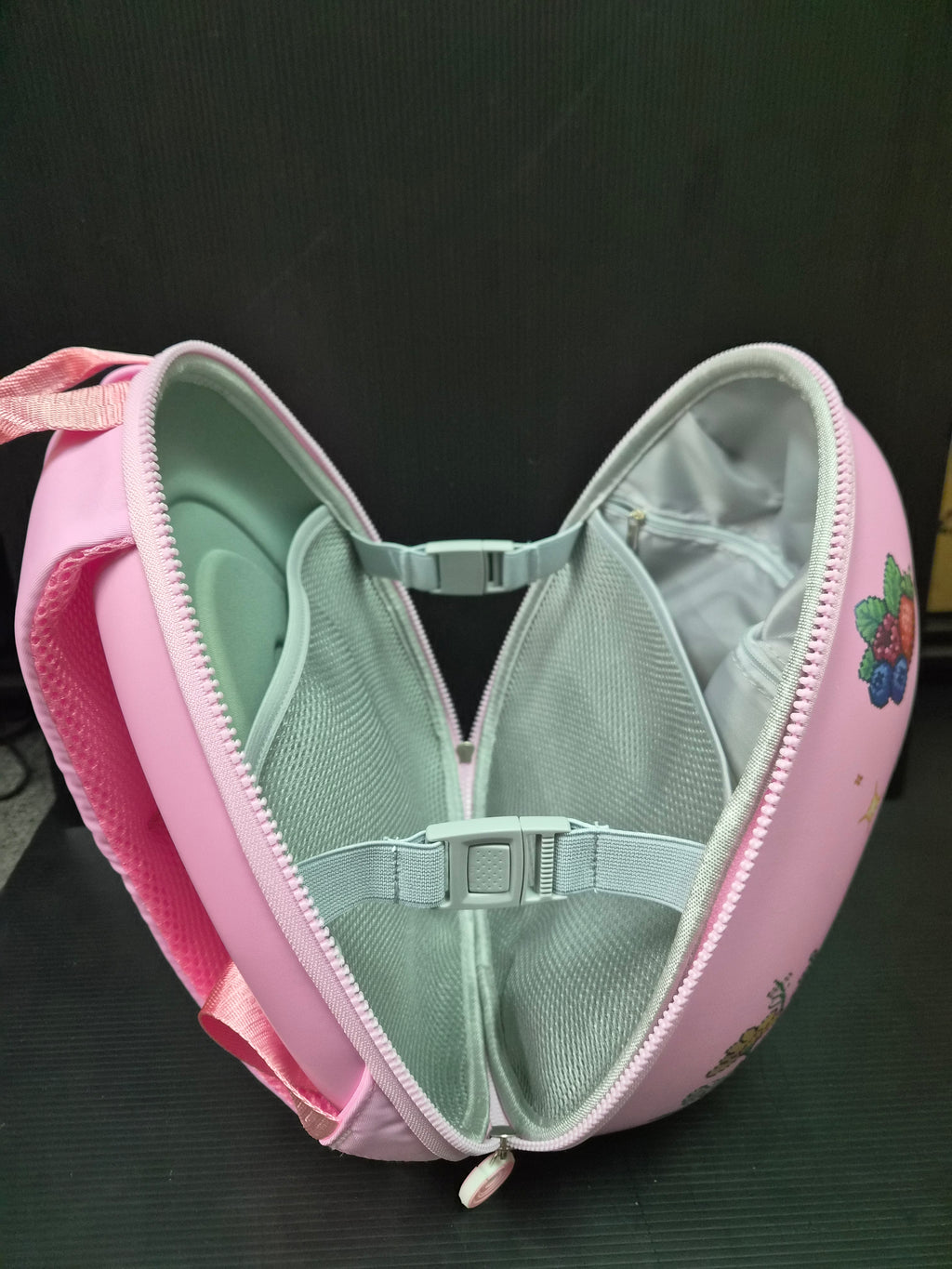 Princess LED Backpack 🚀✨ Pink